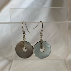 GUC Kenneth Cole Mother of Pearl Disc Earrings